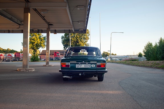 Volvo 142 6 of 30