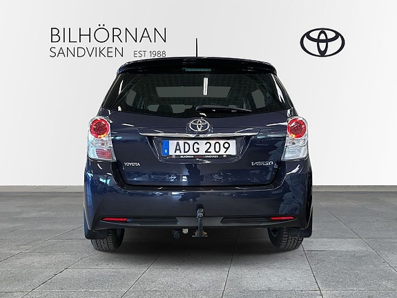Toyota Verso 10 of 27