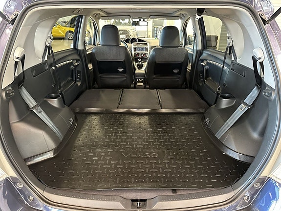 Toyota Verso 23 of 27