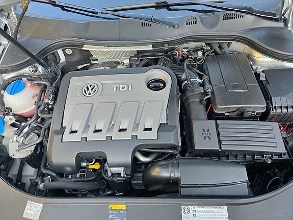Volkswagen Passat 4 of 20