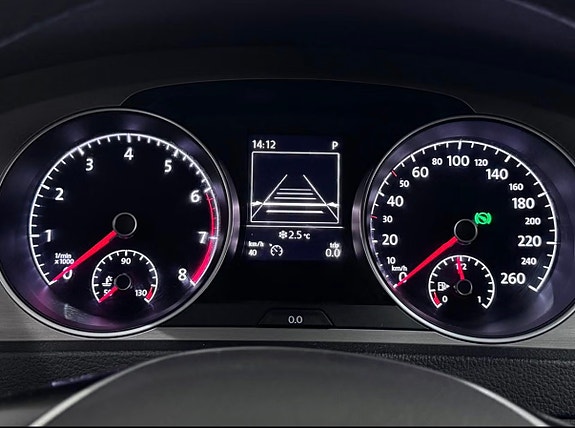 Volkswagen Golf VII 16 of 22