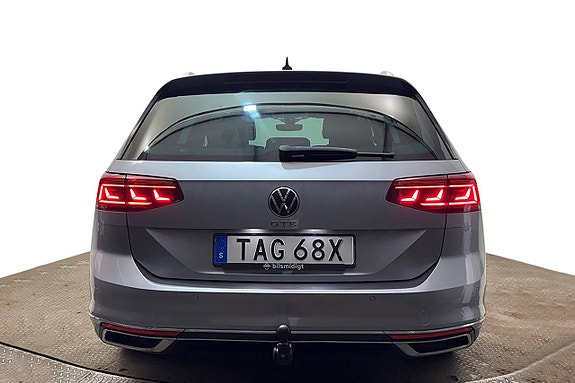 Volkswagen Passat 7 of 30