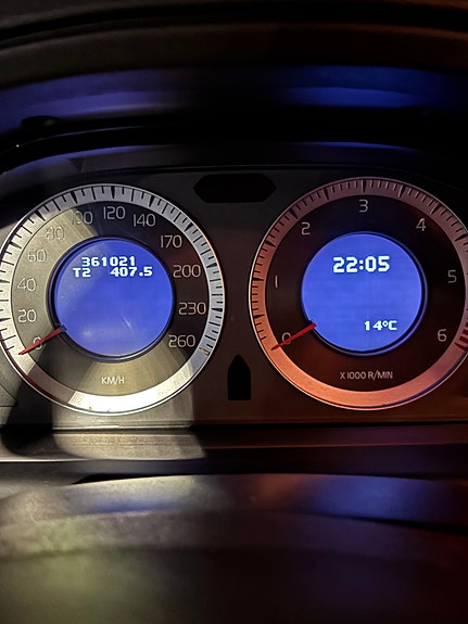 Volvo XC70 6 of 6