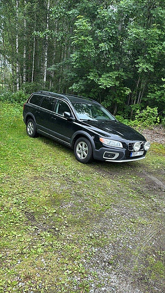 Volvo XC70 4 of 6