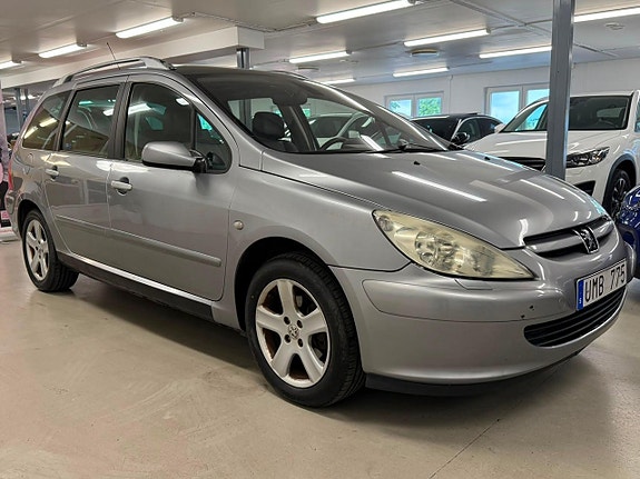 Peugeot 307 SW 22 of 23