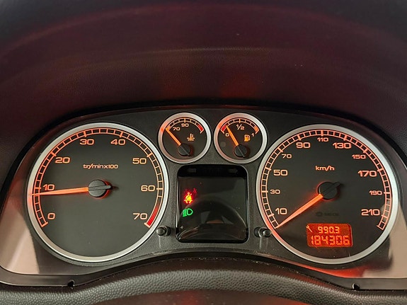 Peugeot 307 SW 19 of 23