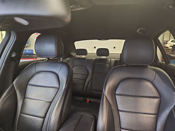 Mercedes-Benz C220 d 25 of 26