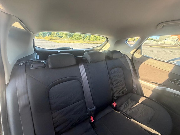 Kia Ceed 9 of 11