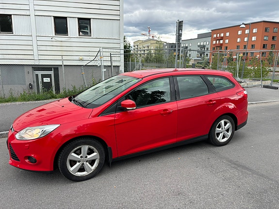 Ford Focus 3 of 6