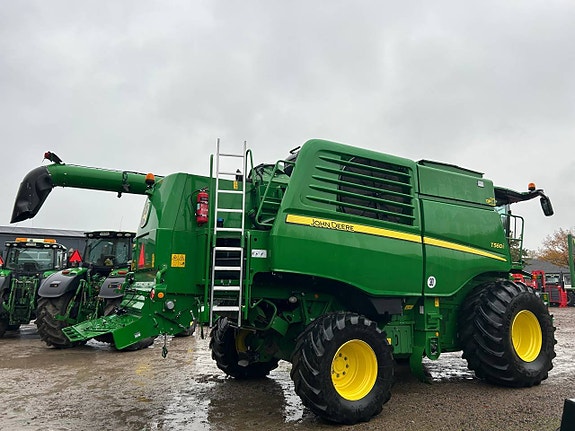 John Deere T560i 4 of 9