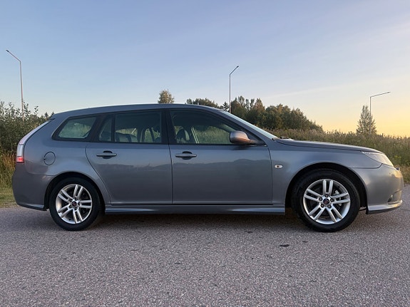 Saab 9-3 12 of 25