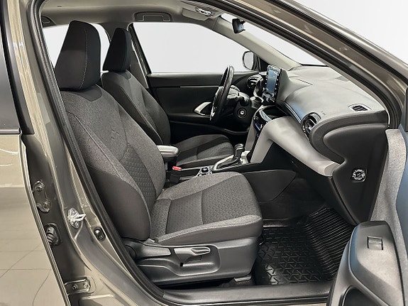 Toyota Yaris Cross 7 of 12