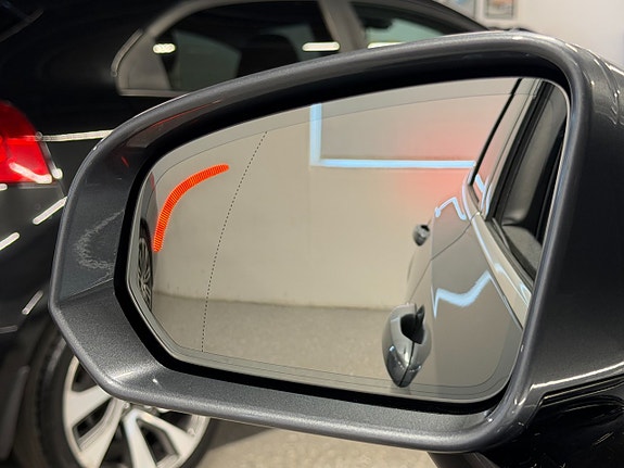 Volvo V90 8 of 30