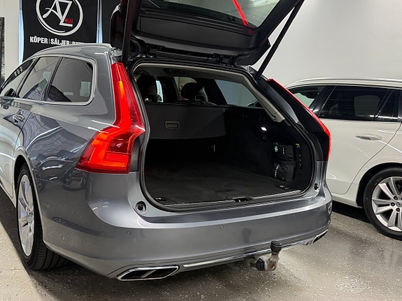 Volvo V90 27 of 30
