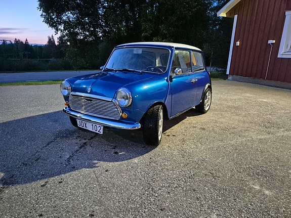 Austin Mini 2 of 7