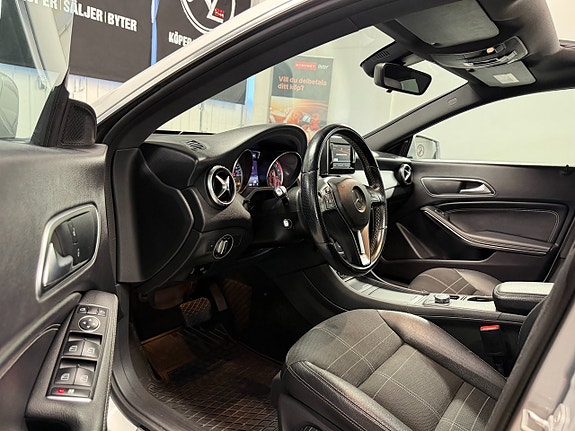 Mercedes-Benz CLA220 12 of 30