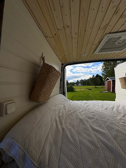 Ford Transit T260 2 of 11