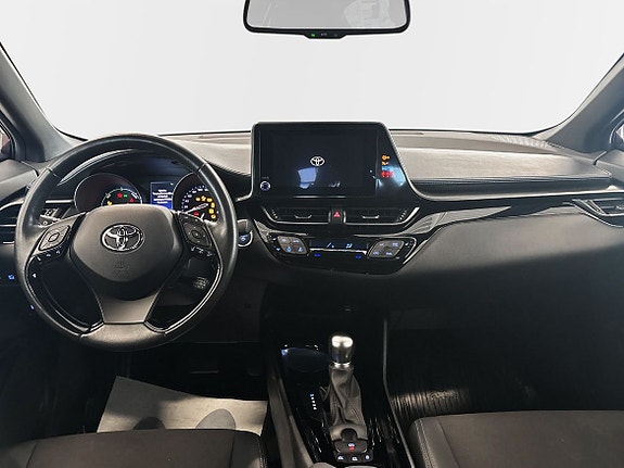 Toyota C-HR 17 of 22