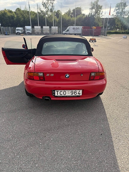 BMW Z3 5 of 7