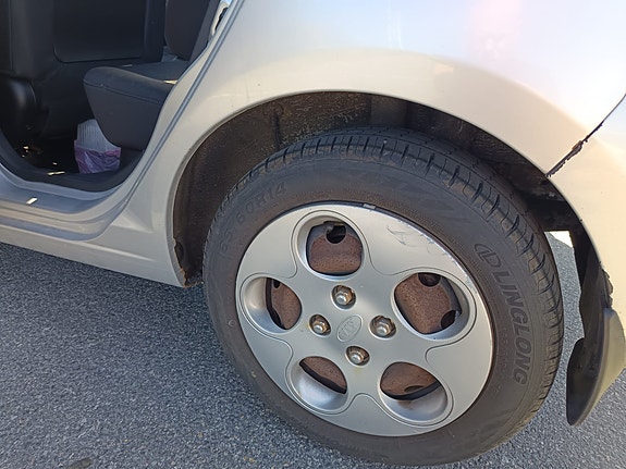 Kia Picanto 12 of 13