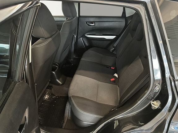 Suzuki Vitara 13 of 21
