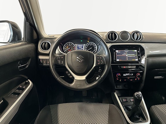 Suzuki Vitara 17 of 21
