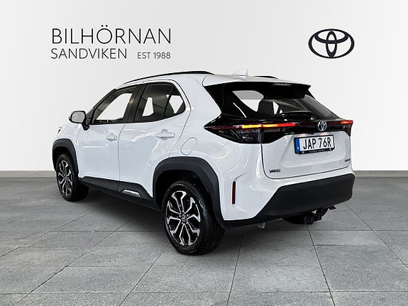 Toyota Yaris Cross 3 of 21