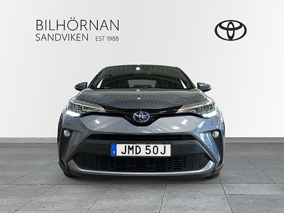 Toyota C-HR 12 of 23
