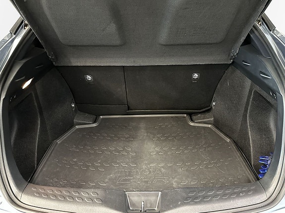 Toyota C-HR 22 of 23