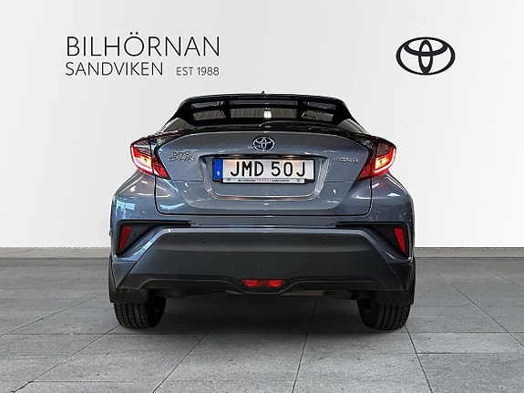 Toyota C-HR 9 of 23