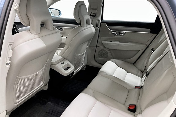 Volvo S90 8 of 9