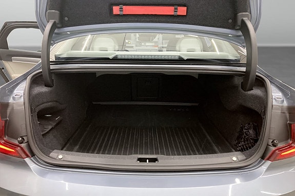 Volvo S90 9 of 9