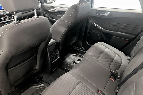 Ford Kuga 8 of 9