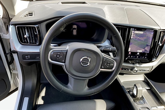Volvo XC60 7 of 9