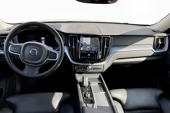 Volvo XC60 4 of 9