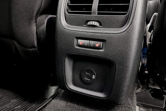 Ford Kuga 10 of 11