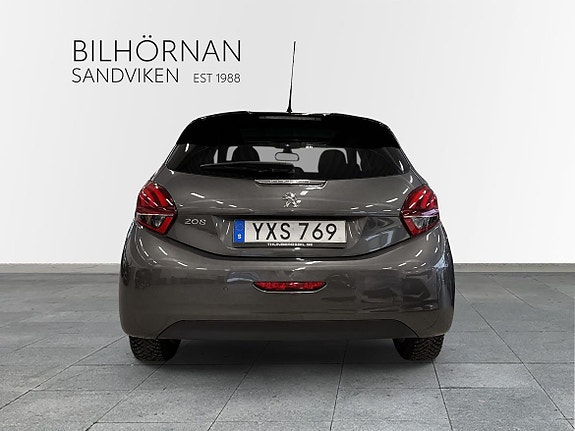 Peugeot 208 8 of 20