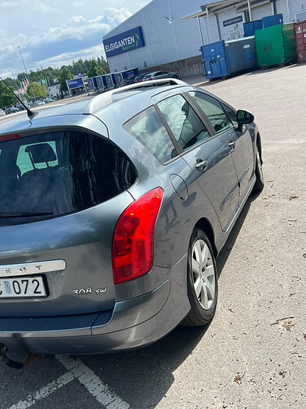 Peugeot 308 SW 6 of 9