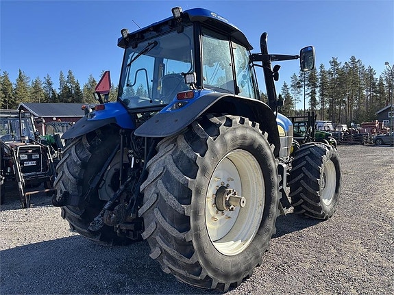 New Holland TM 190 med frontlyft PTO 4 of 9