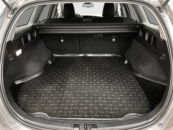 Toyota Auris 10 of 11