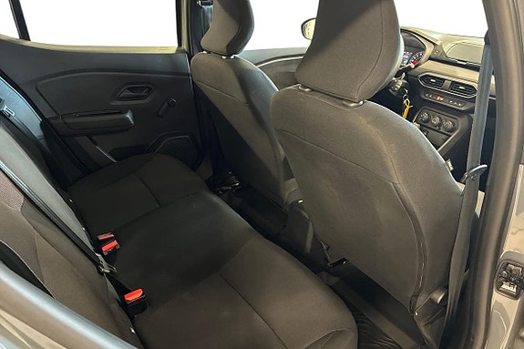 Dacia Sandero 9 of 21