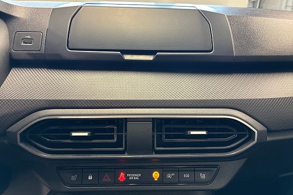 Dacia Sandero 15 of 21