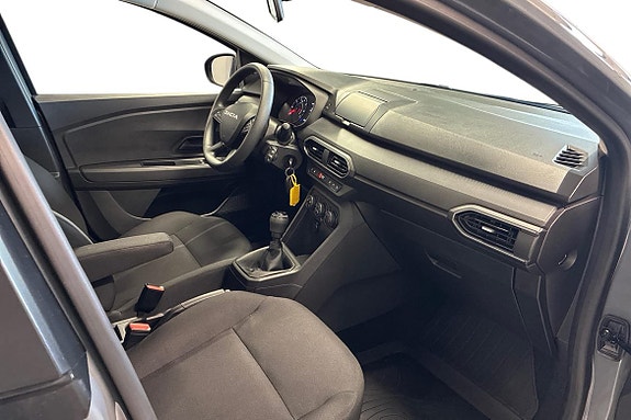 Dacia Sandero 7 of 21