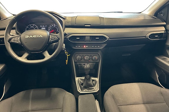 Dacia Sandero 10 of 21
