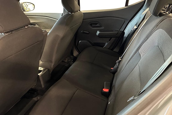 Dacia Sandero 13 of 21