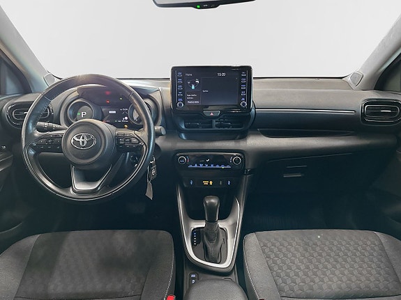 Toyota Yaris 10 of 13