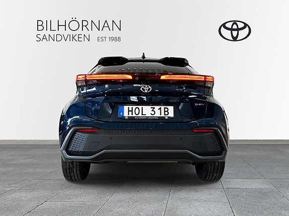 Toyota C-HR 7 of 21