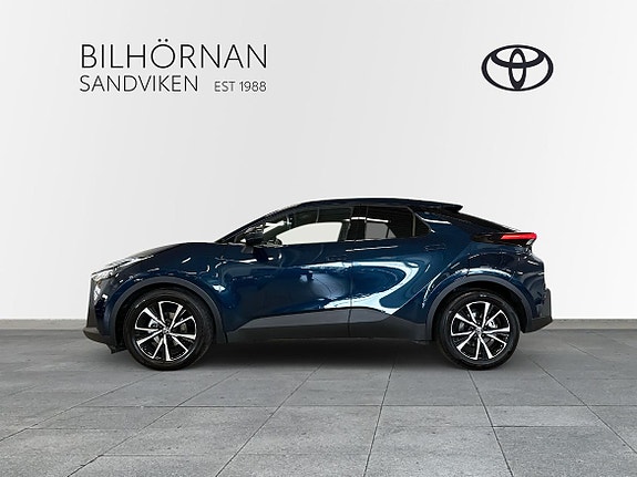 Toyota C-HR 6 of 21
