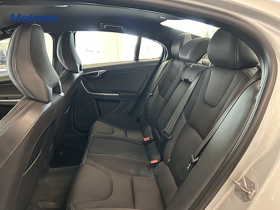 Volvo S60 6 of 9