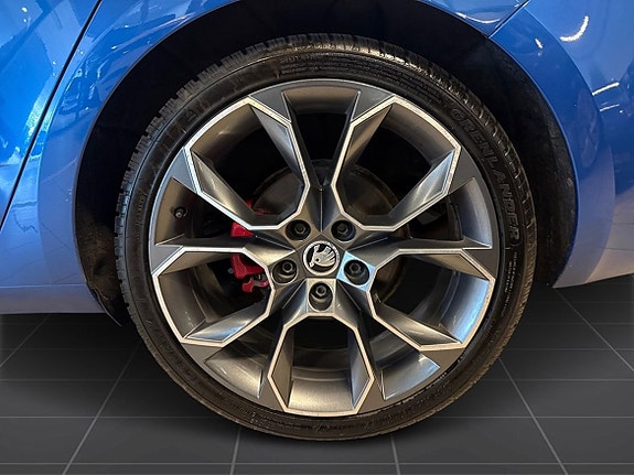 Skoda Octavia 8 of 24